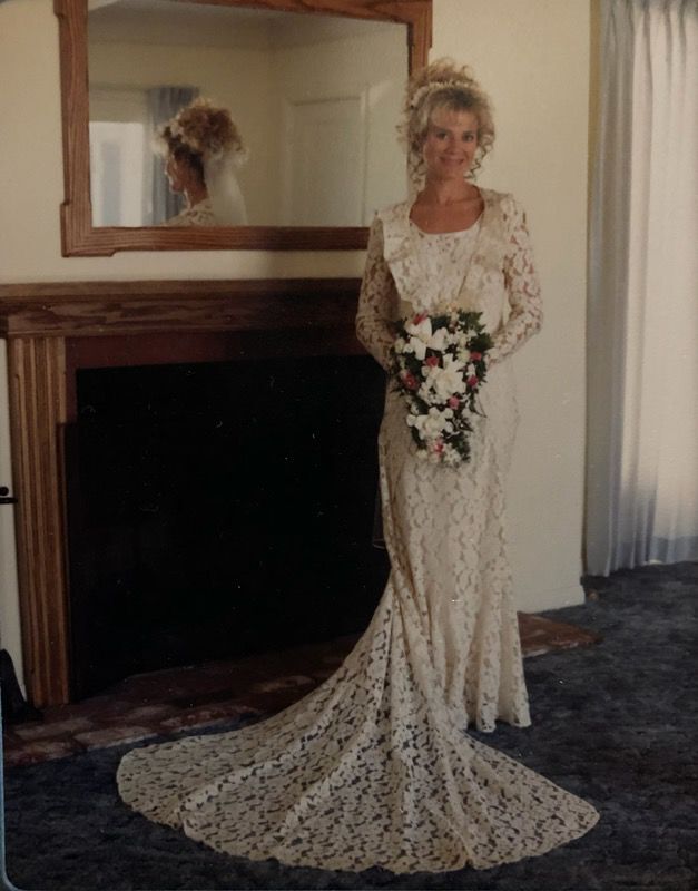 080321 Wedding dress story 2